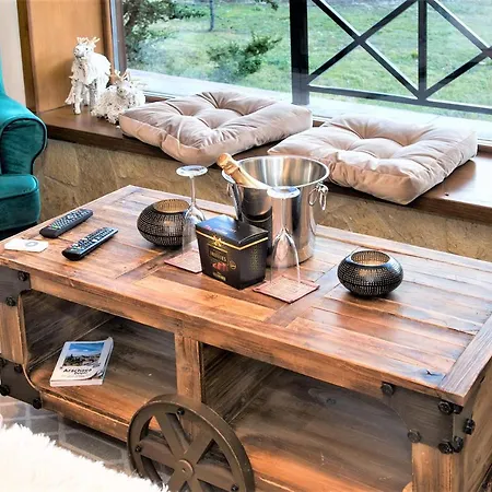 Parnassos Chalet
